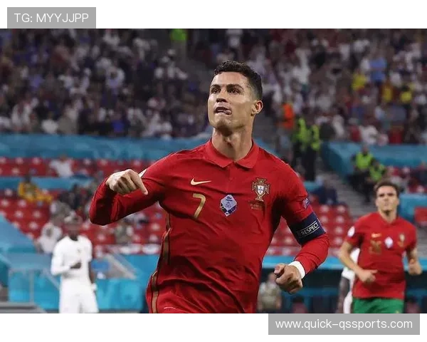 阳春足球球星闪耀赛场展现团队精神书写拼搏与荣耀传奇